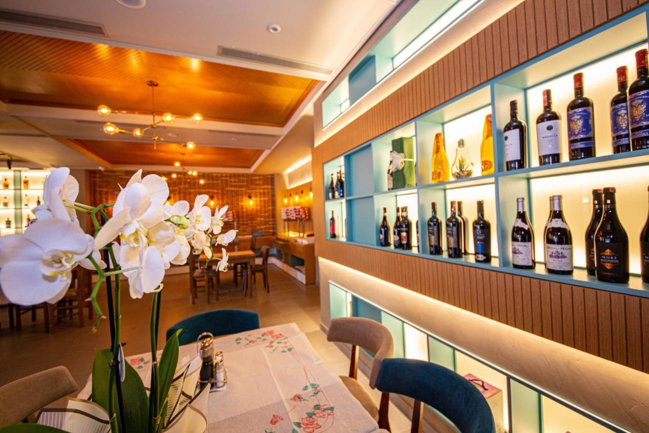 Hotel Vila Mare Durrës Kültér fotó