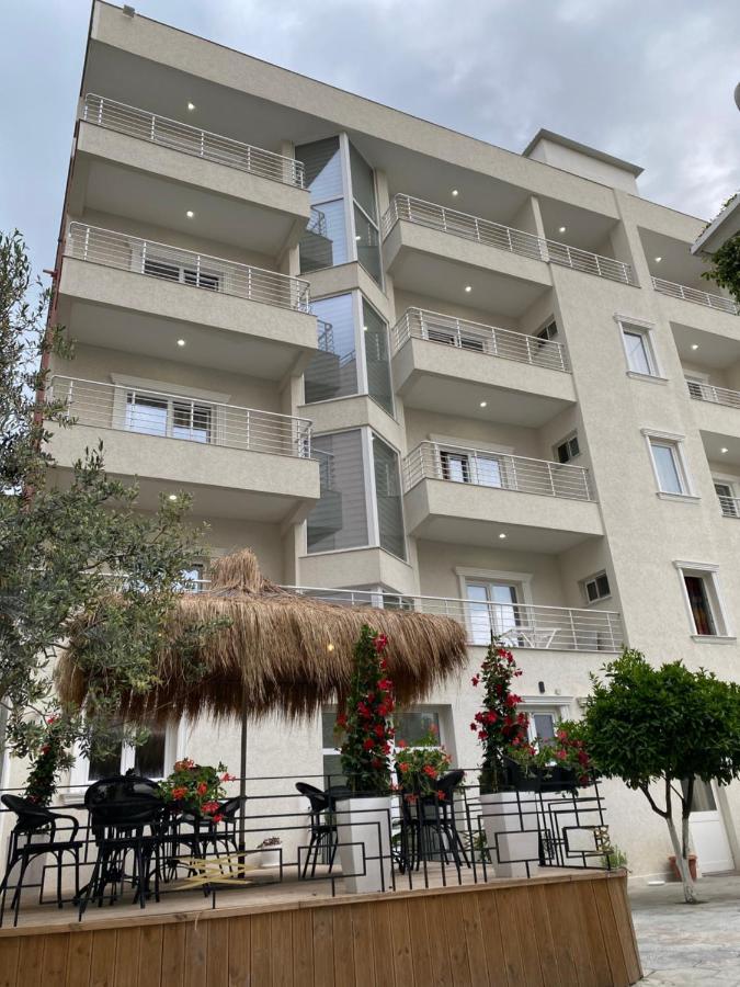 Hotel Vila Mare Durrës Kültér fotó