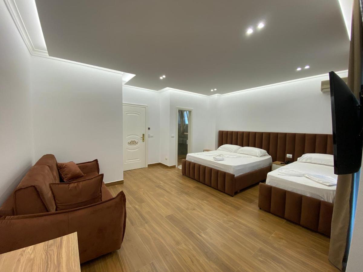 Hotel Vila Mare Durrës Kültér fotó