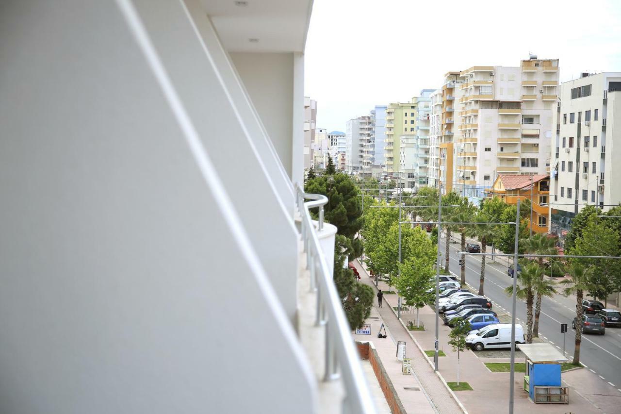 Hotel Vila Mare Durrës Kültér fotó