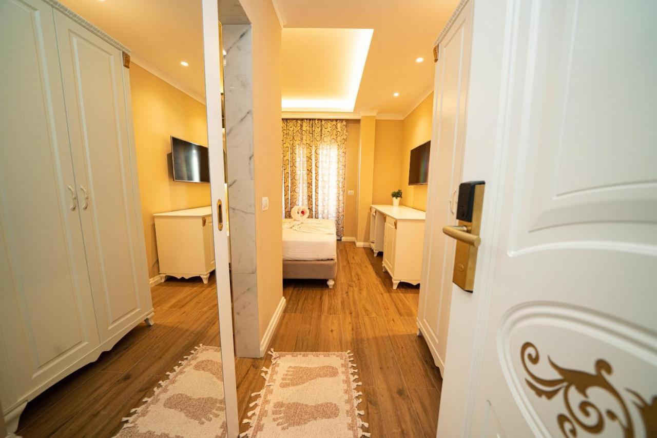 Hotel Vila Mare Durrës Kültér fotó